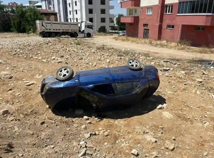 Afşin'de Feci Kaza: Otomobil Takla Attı, 1 Yaralı