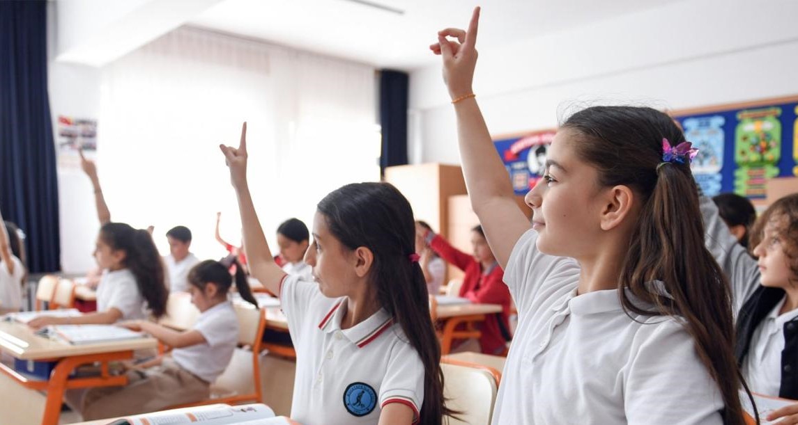 Okullarda Yeni Bir Dönem: Kılık Kıyafet Yönetmeliği Güncellendi